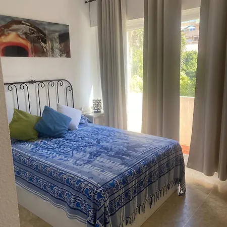 Apartamento Playa Del Cristo * Estepona